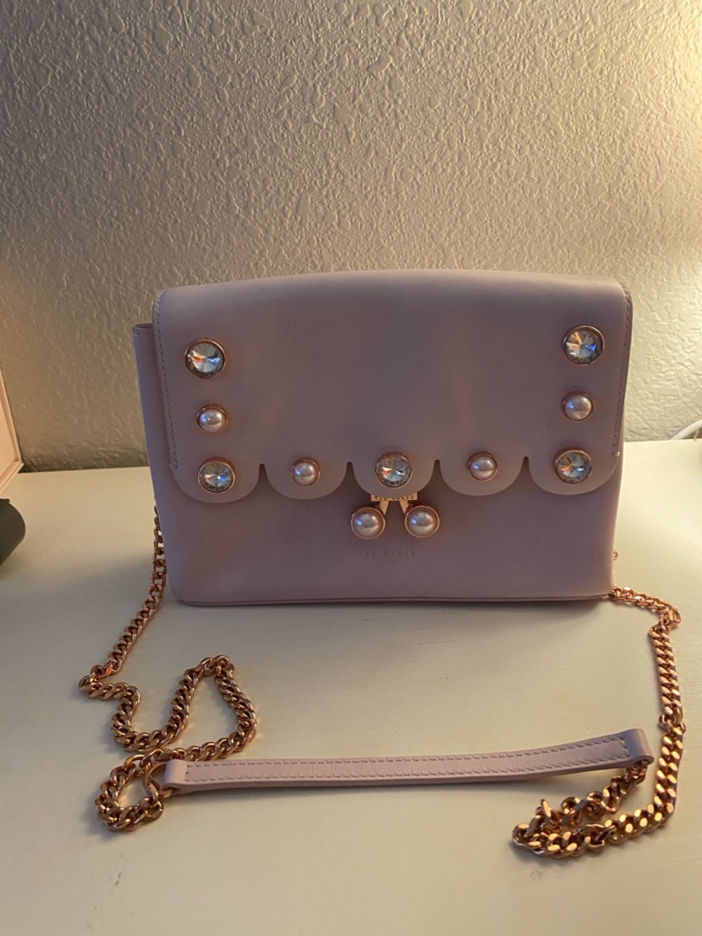 Elegant Lavender Crossbody Bag with Pearl & Crystal Accents